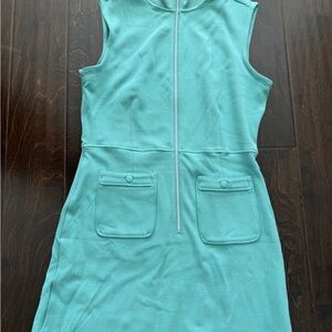 Chic Sleeveless Turquoise Dress with Pockets